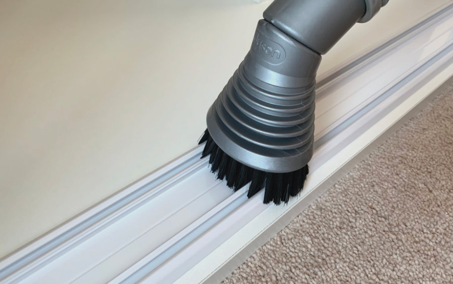 Clean your tracks tracks to keep them free from dust by vacuuming