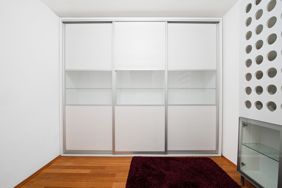 Sliding door display cabinets